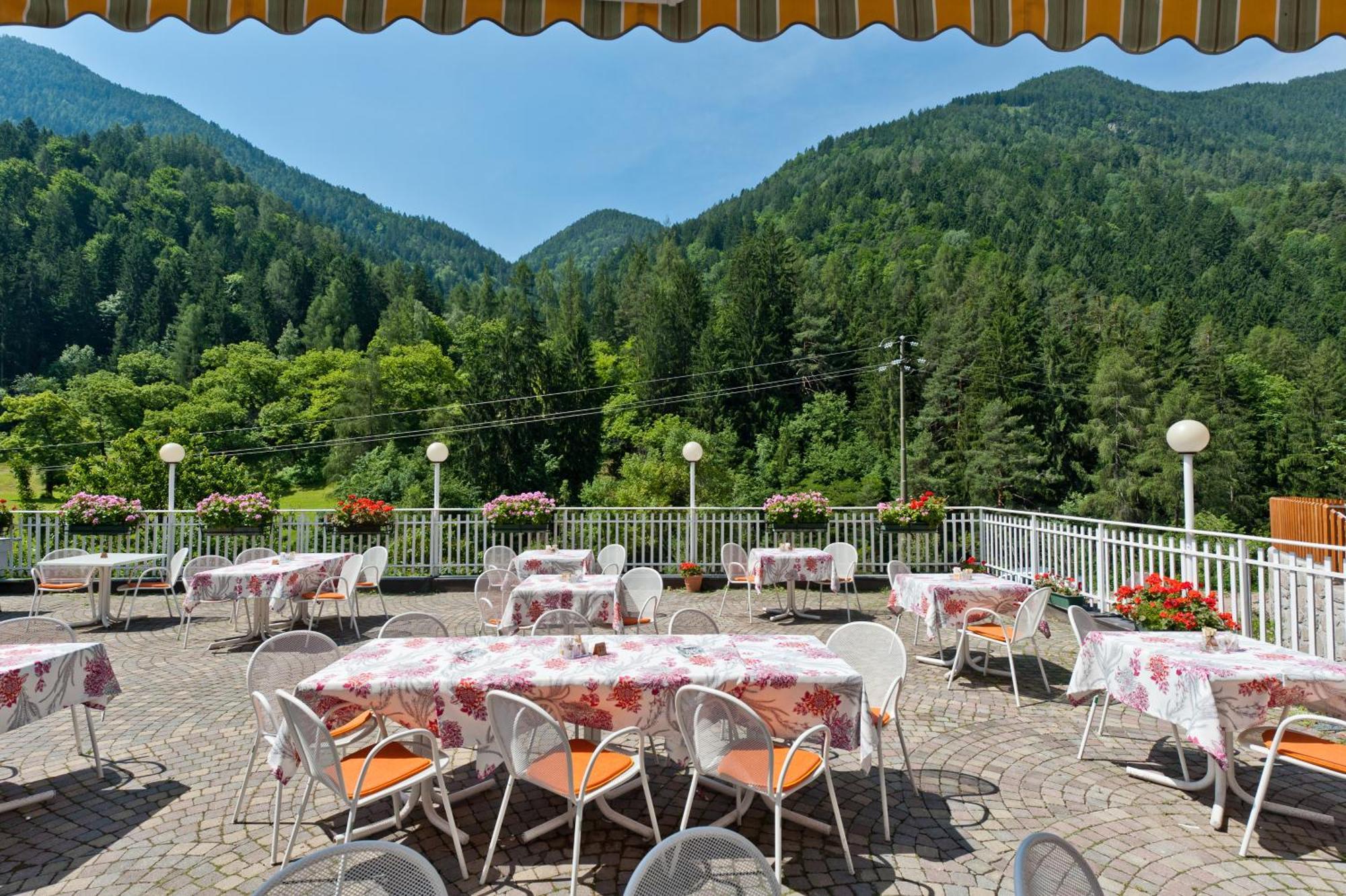 Gasthof Zur Sonne Кардано Екстер'єр фото